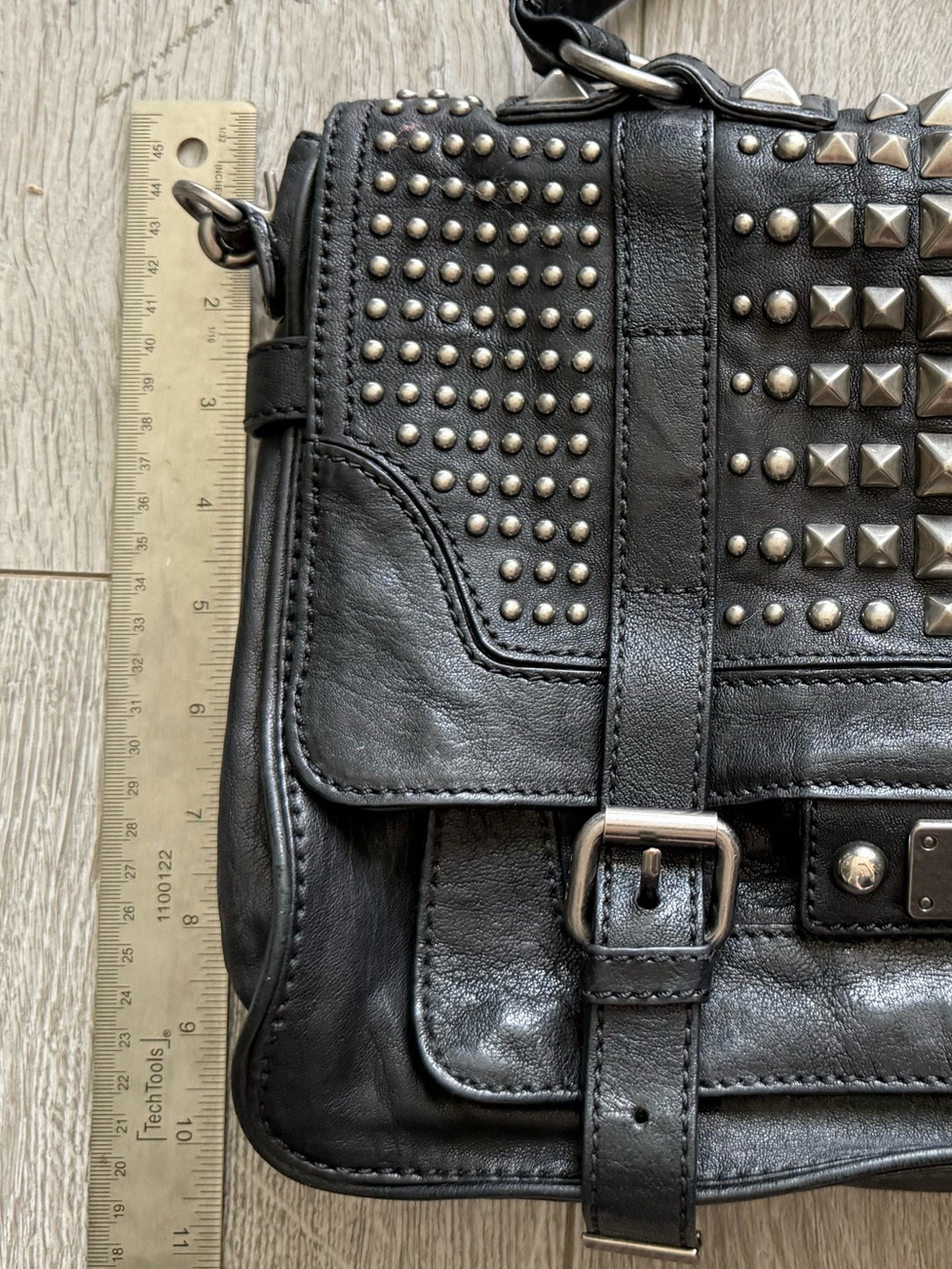 Frye Cameron Large Studded Satchel in black leather - Picture 9 of 13